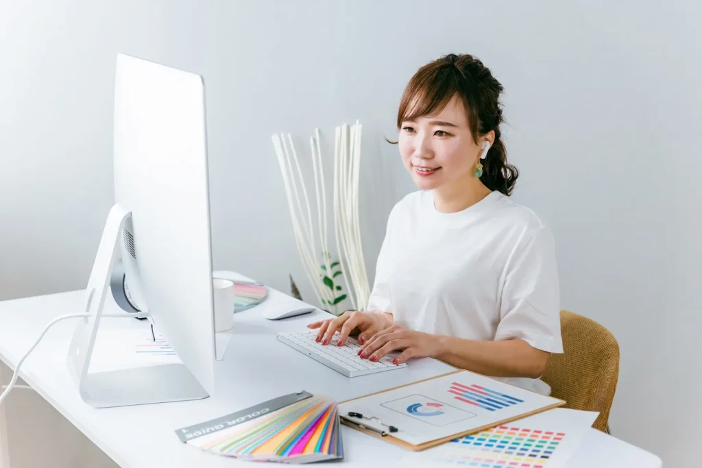 WEBデザイナー
